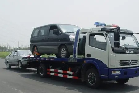 24小时道路救援电话广梧高速拖车公司G80板车拖车高速路应急救援拖车